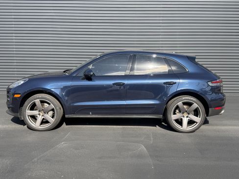 Used 2021 Porsche Macan S AWD/4WD image 2