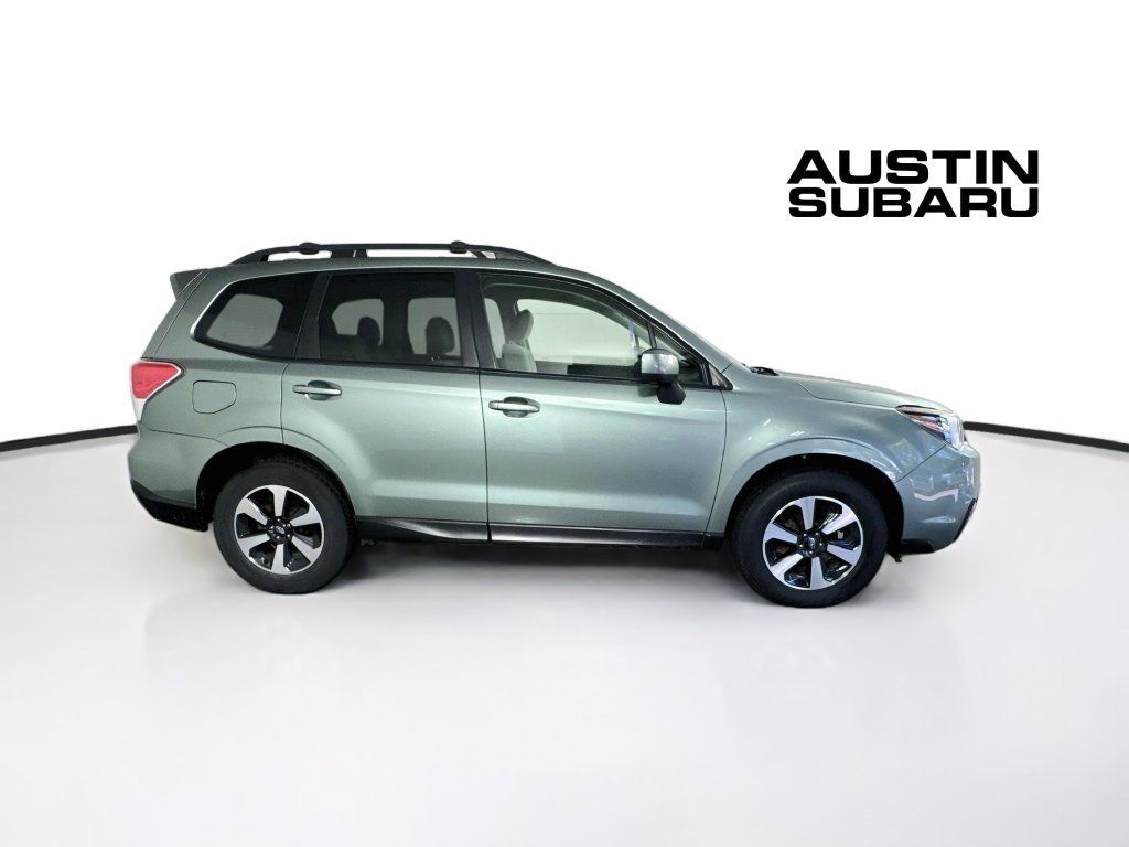 Used 2018 Subaru Forester 2.5i Premium AWD/4WD image 8