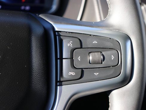 Used 2023 Chevrolet Suburban LT AWD/4WD image 33