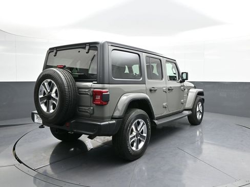 Used 2021 Jeep Wrangler Unlimited Sahara w/ Safety Group image 6