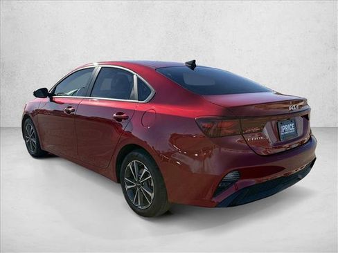 Used 2023 Kia Forte LXS w/ LXS Technology Package image 8