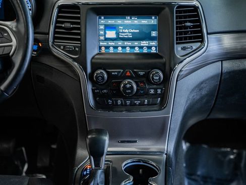 Certified 2021 Jeep Grand Cherokee Freedom Edition image 27