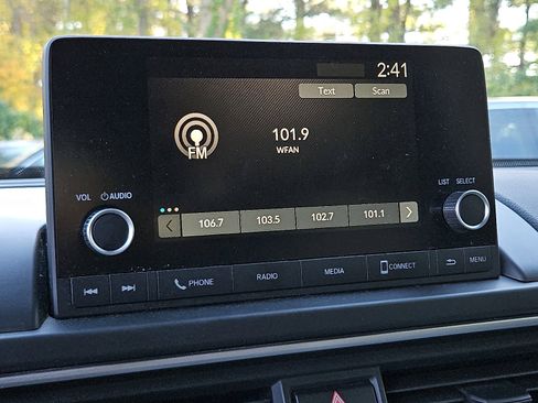 Certified 2023 Honda Pilot LX image 19