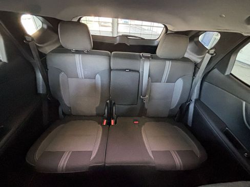 Used 2025 Chevrolet Blazer LT image 39