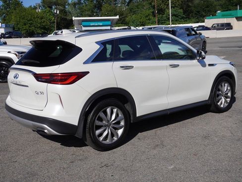 Used 2022 INFINITI QX50 Luxe image 9