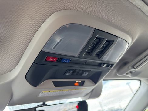 Used 2021 Subaru Crosstrek 2.5i Limited w/ Moonroof Package 2 image 24