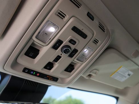 Used 2023 GMC Yukon Denali w/ Denali Reserve Package AWD/4WD image 23