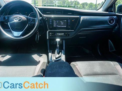 Used 2018 Toyota Corolla LE w/ Carpet Mat Package (TMS) FWD image 20