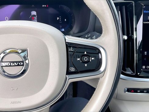 Used 2024 Volvo S60 B5 Plus image 17