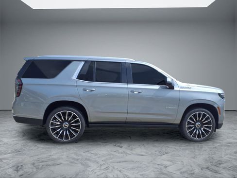 Used 2025 Chevrolet Tahoe High Country image 8