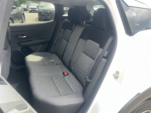 New 2026 Nissan Kicks SV FWD image 17