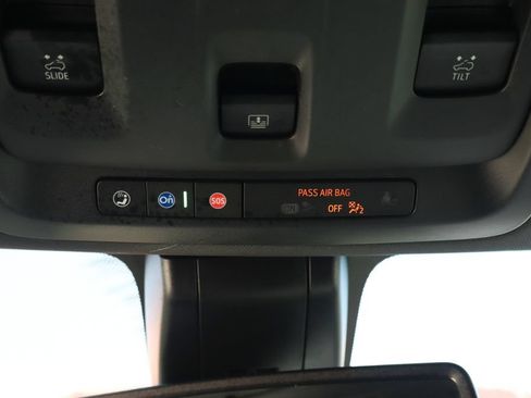 Used 2022 Chevrolet Tahoe Z71 AWD/4WD image 32