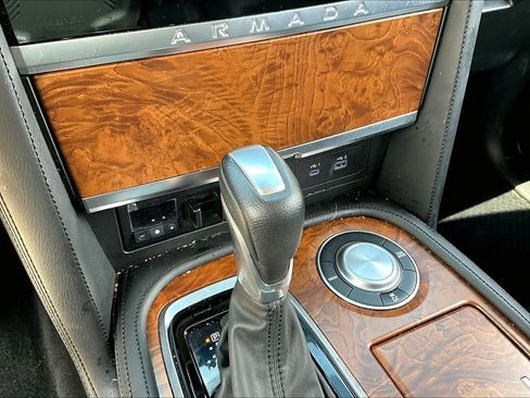 Certified 2024 Nissan Armada SL w/ Captain's Chairs Package RWD image 31