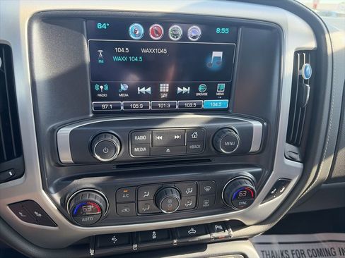 Used 2018 GMC Sierra 1500 SLT w/ SLT Premium Package AWD/4WD image 17
