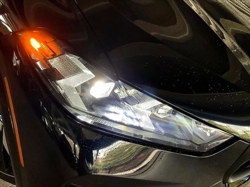 Used 2025 BMW X5 M60i w/ Executive Package image 27