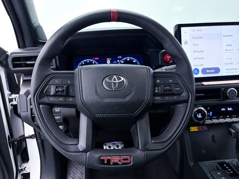 Used 2025 Toyota Tacoma TRD Pro AWD/4WD image 26