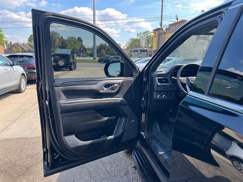 Used 2022 GMC Yukon XL SLT AWD/4WD image 31