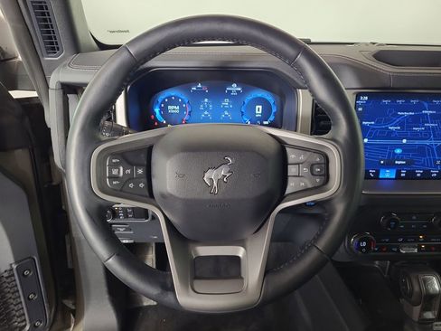 Used 2025 Ford Bronco Outer Banks image 12