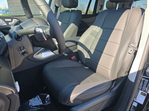 New 2026 Mercedes-Benz GLS 450 4MATIC image 24