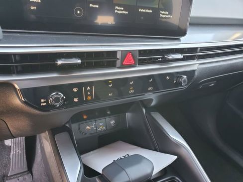 New 2026 Kia Sorento LX image 23