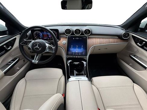 Used 2024 Mercedes-Benz C 300 Sedan image 12