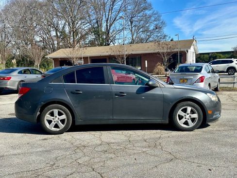 Used 2013 Chevrolet Cruze LT image 8