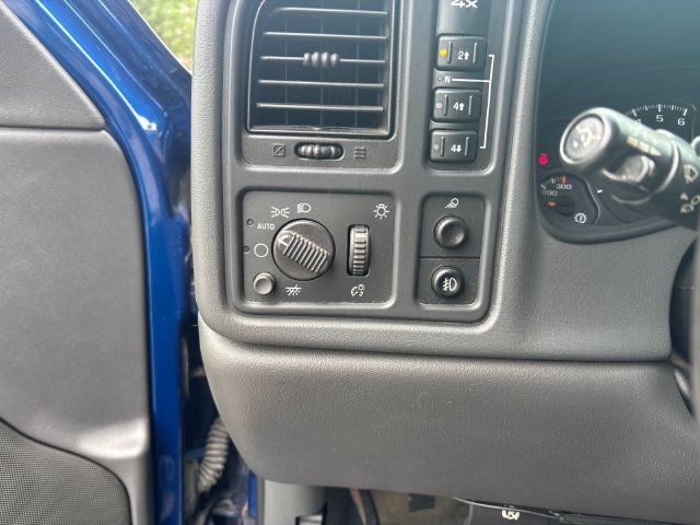 Used 2003 Chevrolet Silverado 2500 LS AWD/4WD image 26