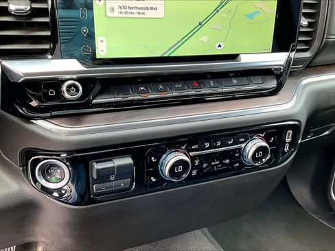 Used 2025 GMC Sierra 1500 SLT image 37