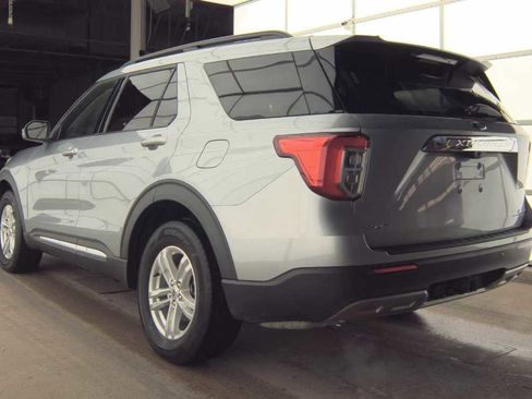 Used 2023 Ford Explorer XLT w/ Equipment Group 202A image 7