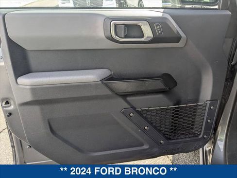 Certified 2024 Ford Bronco Everglades image 10