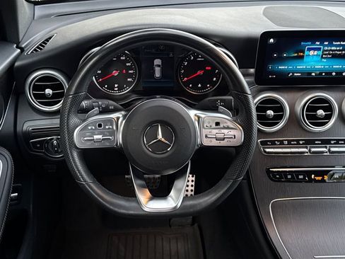 Used 2022 Mercedes-Benz GLC 300 4MATIC image 16