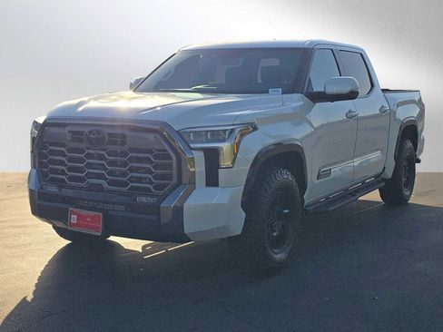 Used 2025 Toyota Tundra Platinum image 7