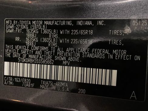Certified 2025 Toyota Highlander XLE AWD/4WD image 27
