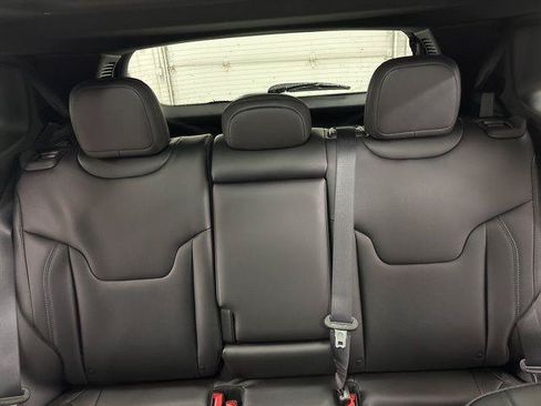 Used 2026 Jeep Compass Limited w/ Sun, Sound & Navigation Group AWD/4WD image 19