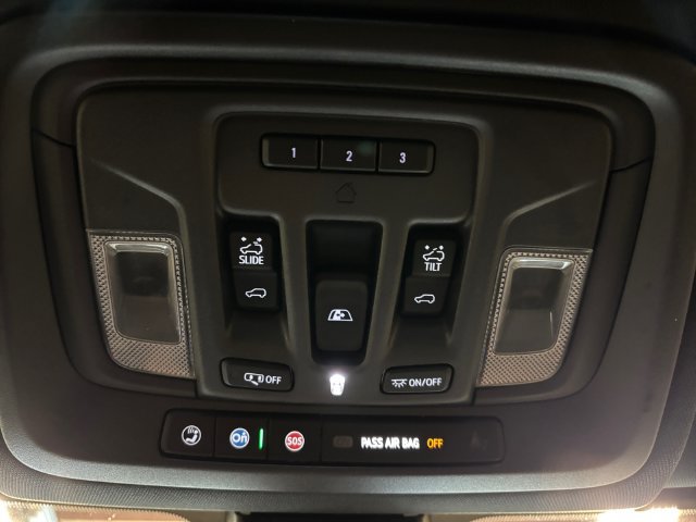 Used 2022 Chevrolet Silverado 2500 High Country w/ Safety Package II AWD/4WD image 23
