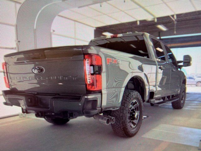 Used 2024 Ford F250 XL w/ STX Appearance Package AWD/4WD image 3