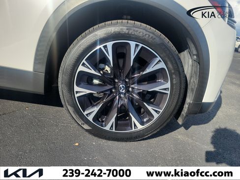Used 2024 MAZDA CX-90 Plug-In Hybrid w/ Premium Pkg AWD/4WD image 5