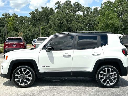 Used 2022 Jeep Renegade Limited w/ Sun, Sound & Wheels Group AWD/4WD image 12