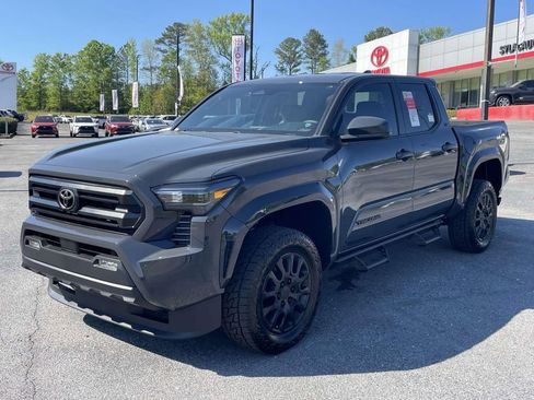 Used 2026 Toyota Tacoma SR5 RWD image 5