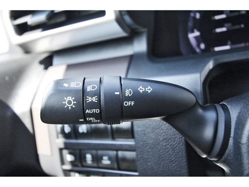 Used 2024 Toyota Tacoma TRD Off-Road w/ TRD Off Road Upgrade Package AWD/4WD image 19