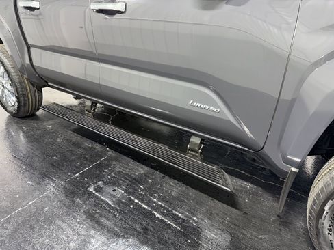 New 2026 Toyota Tacoma Limited AWD/4WD image 39