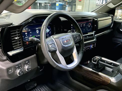 Used 2023 GMC Sierra 1500 Elevation w/ X31 Off-Road Package image 8
