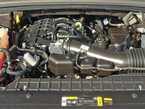 Used 2024 Jeep Grand Cherokee L Summit w/ Advanced Protech Group IV AWD/4WD image 29