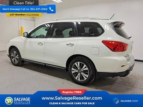 Used 2017 Nissan Pathfinder SL FWD image 3