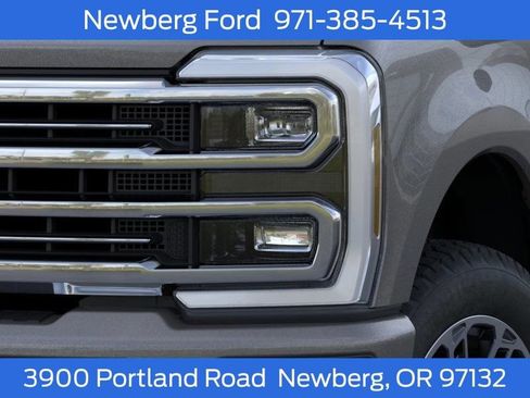 New 2026 Ford F250 Platinum w/ Platinum Plus Package AWD/4WD image 18