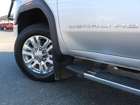 Used 2022 GMC Sierra 2500 Denali AWD/4WD image 10
