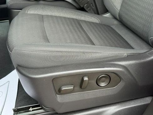 Used 2023 Chevrolet Silverado 1500 LT image 23