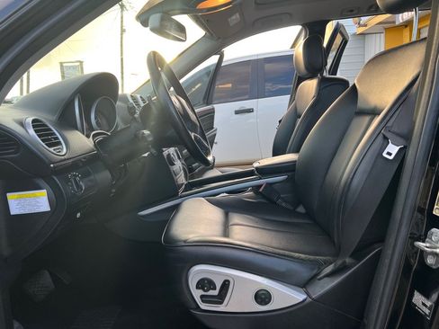 Used 2010 Mercedes-Benz GL 450 4MATIC image 12