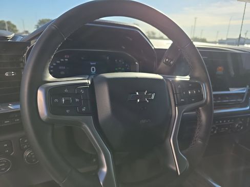 Used 2025 Chevrolet Silverado 2500 LTZ w/ Trail Boss Package image 15