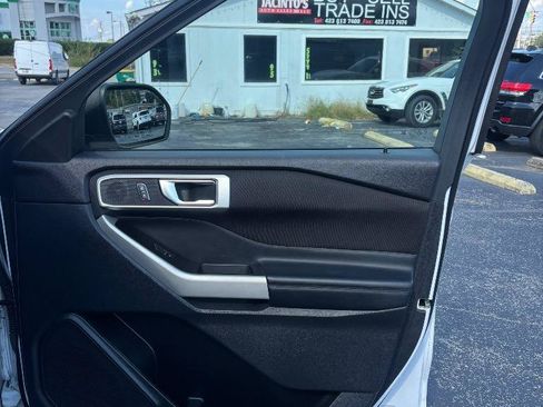 Used 2020 Ford Explorer XLT RWD image 37